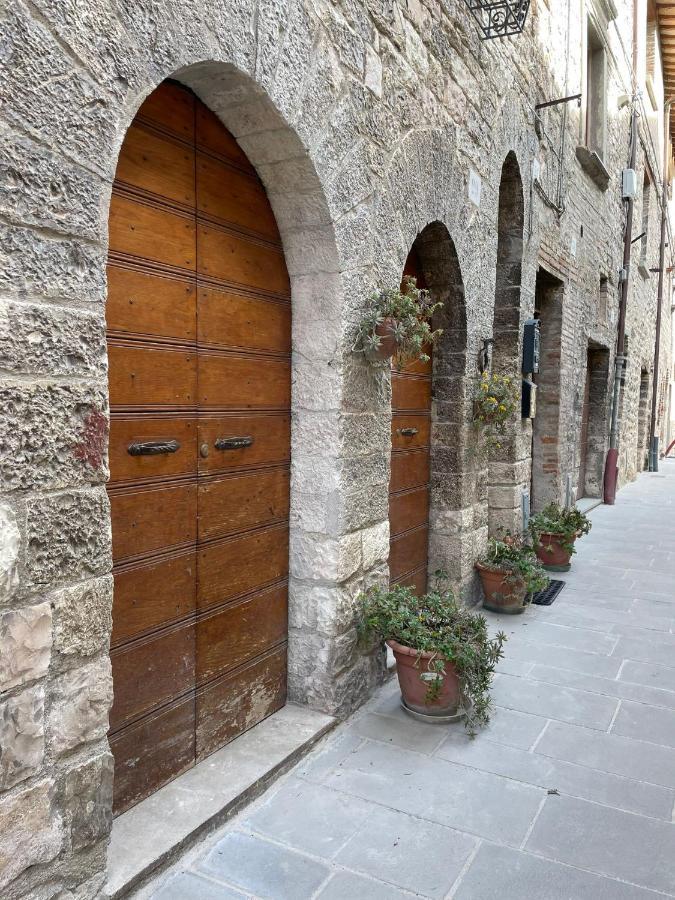 Апартаменты Casa La Rosa Губбио Экстерьер фото